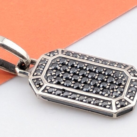 DAVID YURMAN Sterling Silver Small Streamline Pave Black Diamonds Amulet Pendant - Picture 4 of 10